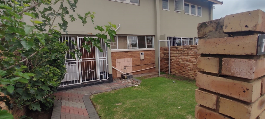2 Bedroom Property for Sale in Sasolburg Ext 1 Free State